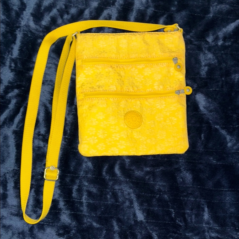 Kipling Crossbody Yellow Daisy Print Bag.